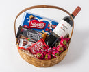 Cesta de Chocolate e Vinho Tinto